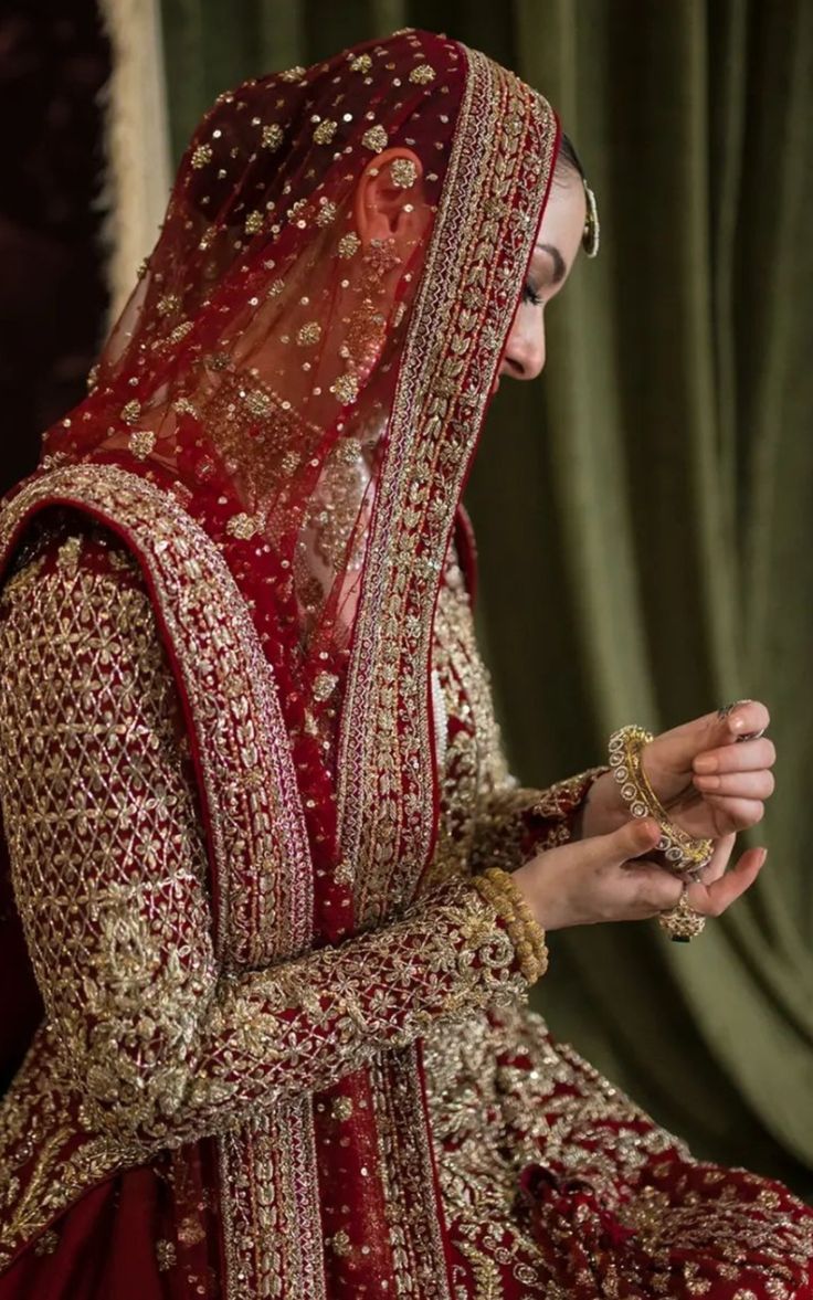 FARSHI LEHENGA